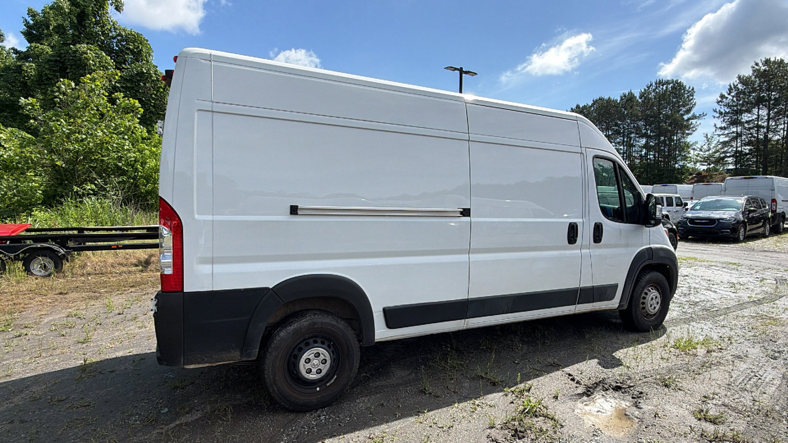 Used 2024 RAM ProMaster 2500 w/ Convenience Group FWD image 8