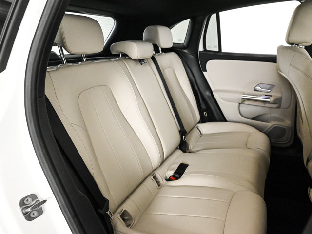 Certified 2026 Mercedes-Benz GLA 250 4MATIC w/ Exclusive Package image 21