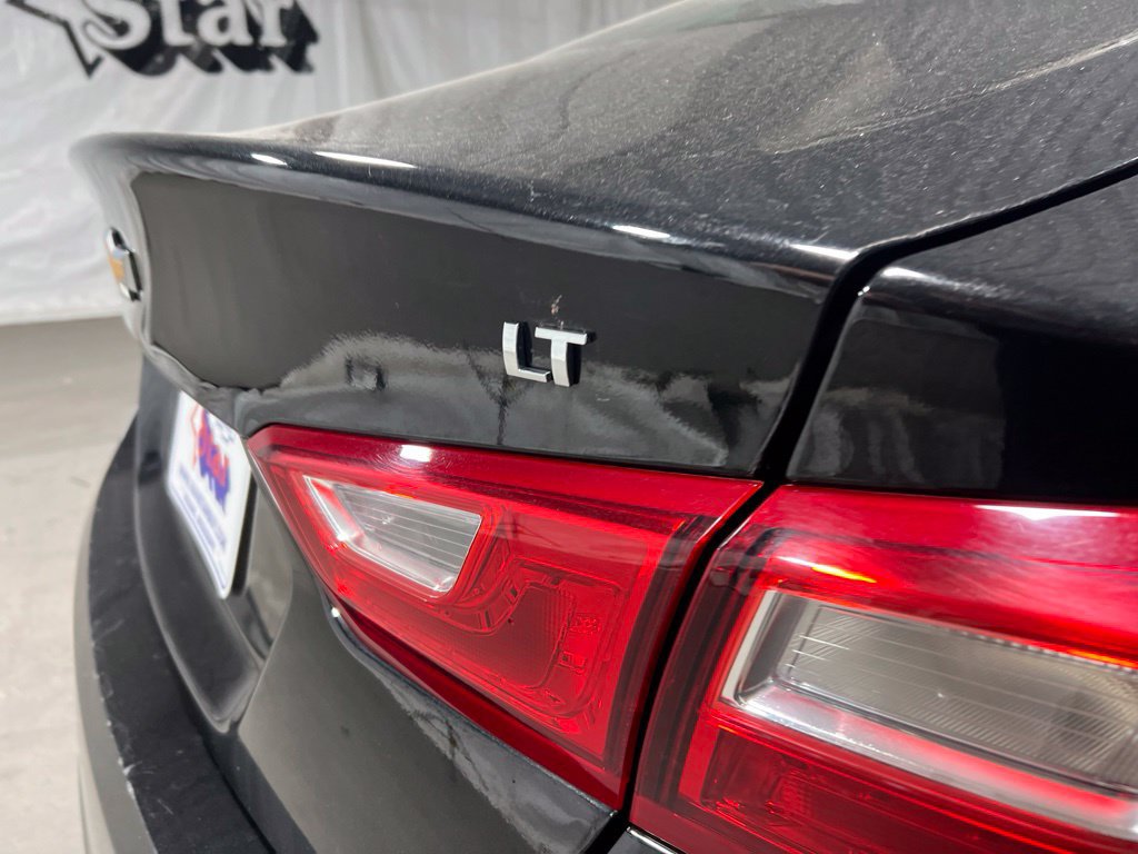 Used 2025 Chevrolet Malibu LT FWD image 15