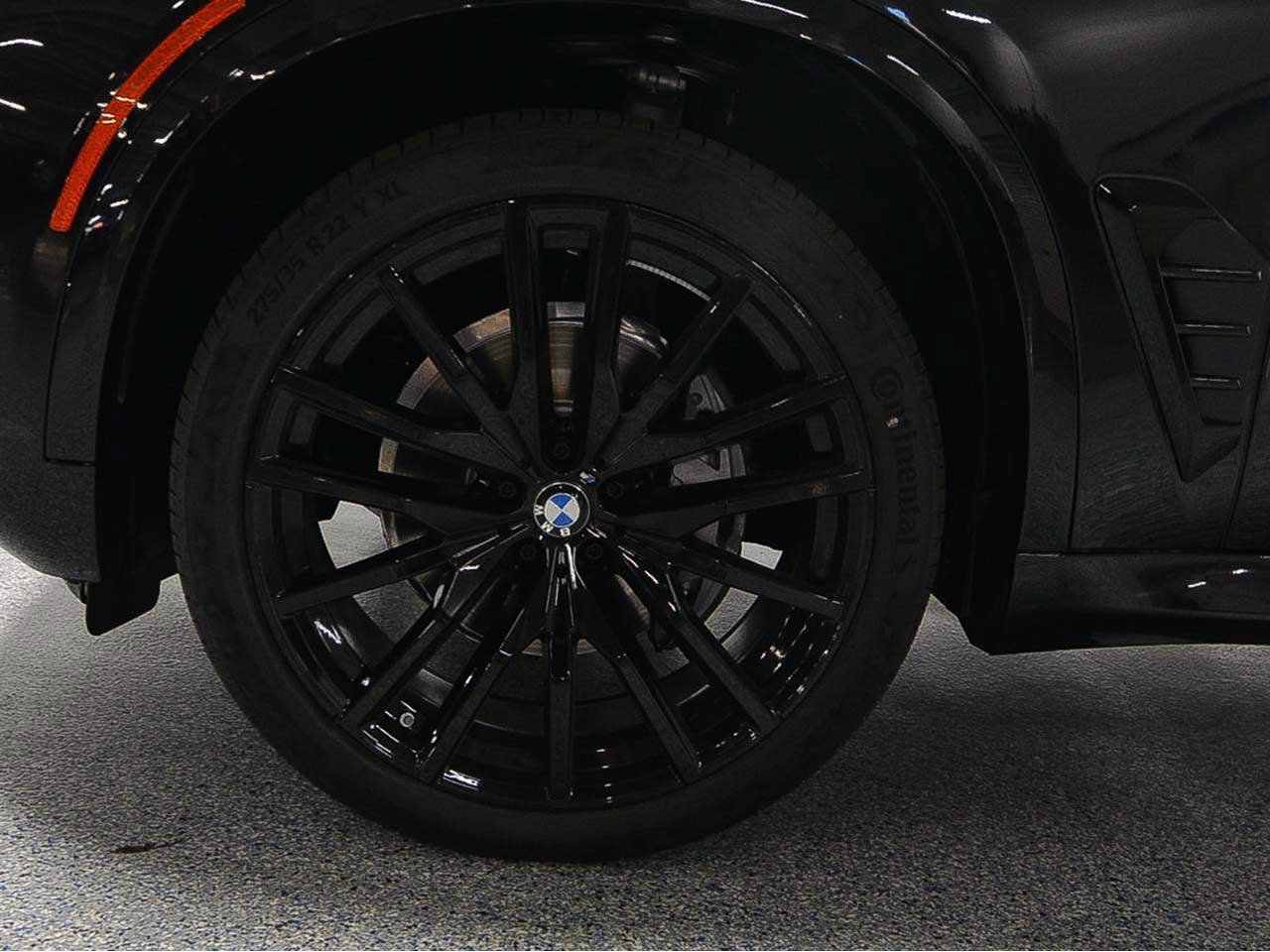 Used 2026 BMW X5 sDrive40i w/ M Sport Package RWD image 5