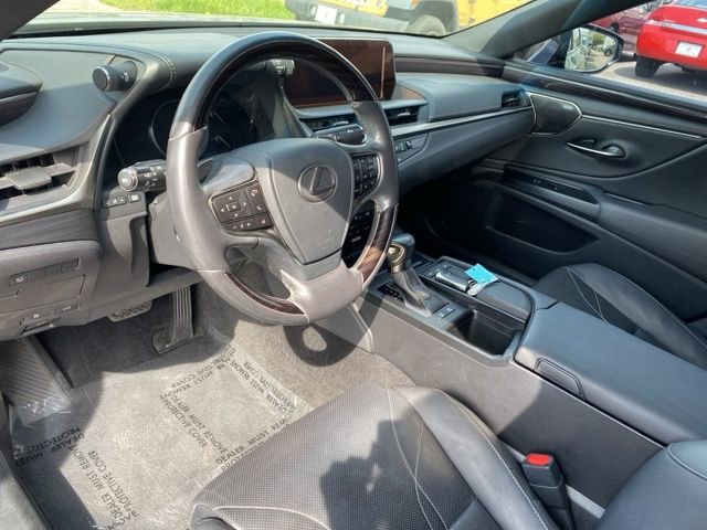 Used 2021 Lexus ES 300h w/ Accessory Package 2 FWD image 8