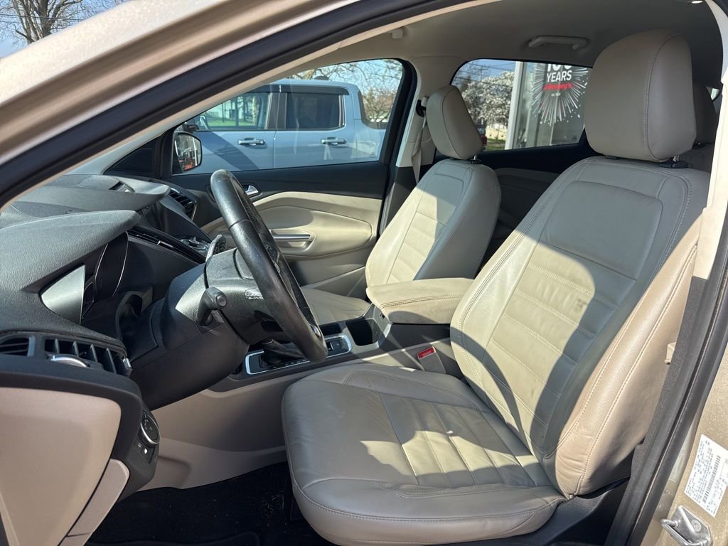 Used 2018 Ford Escape Titanium w/ Ford Safe & Smart Package image 10