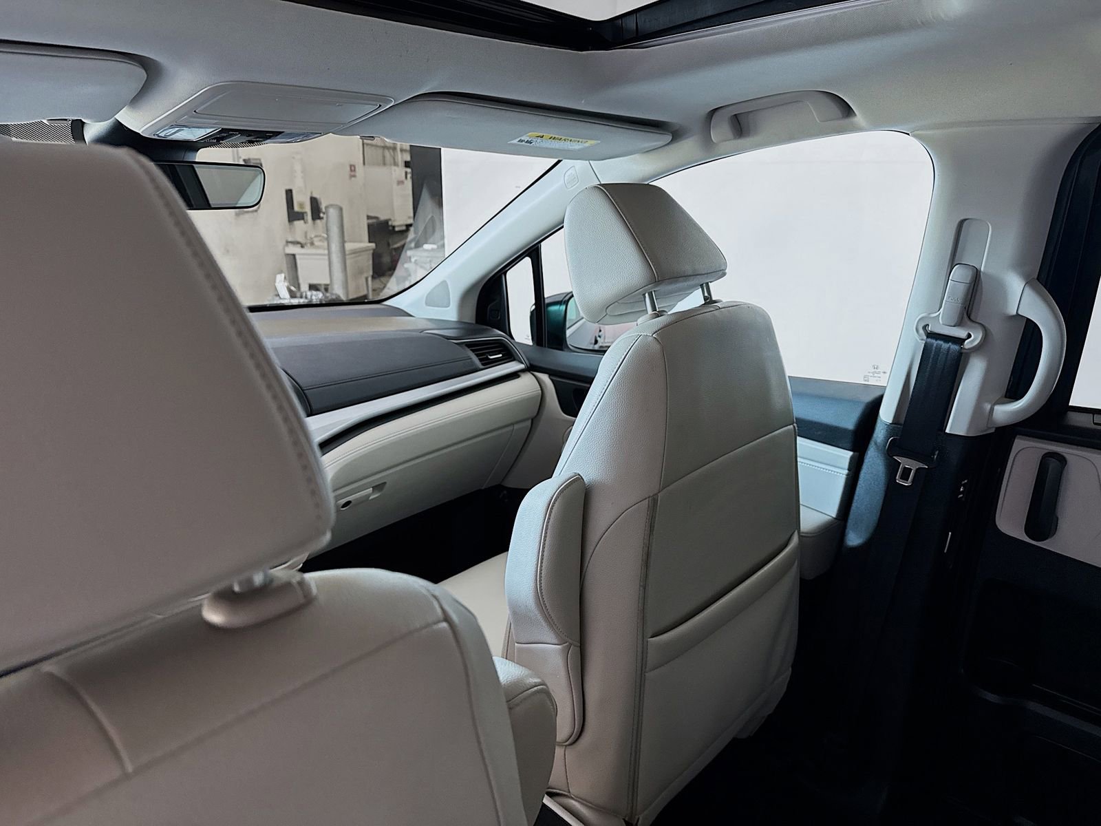 Used 2025 Honda Odyssey EX-L image 20