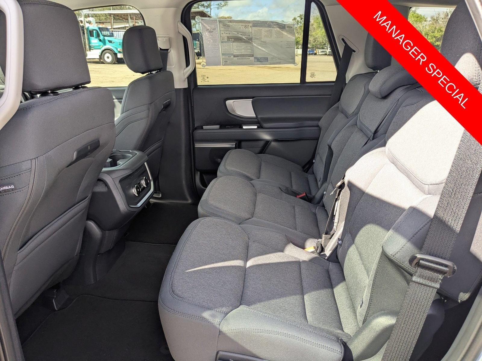 New 2026 Ford Expedition Active AWD/4WD image 15