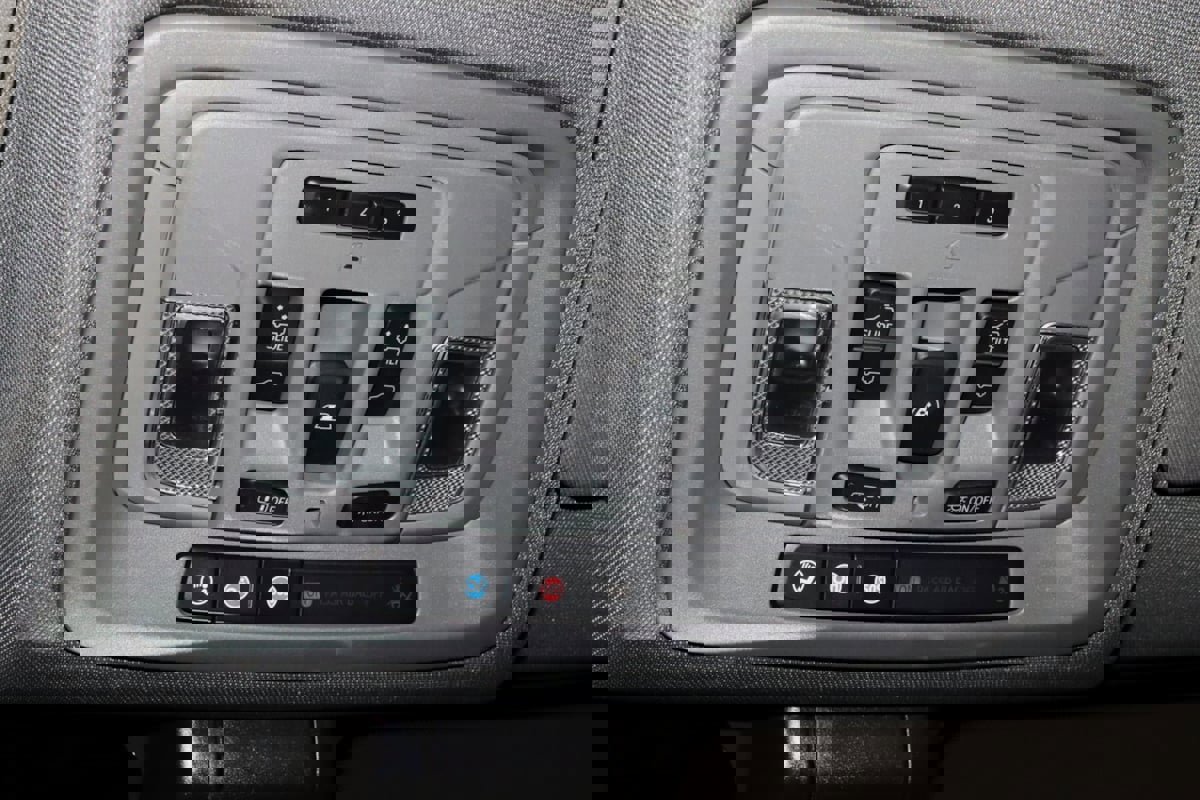 Used 2022 GMC Sierra 3500 Denali w/ Denali Ultimate Package image 57