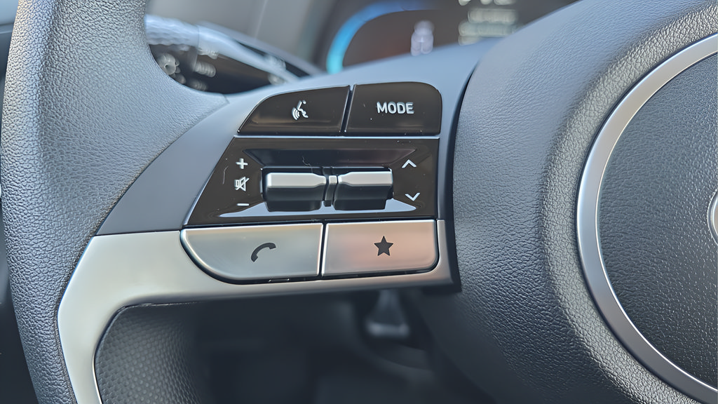 New 2026 Hyundai Elantra SE FWD image 23