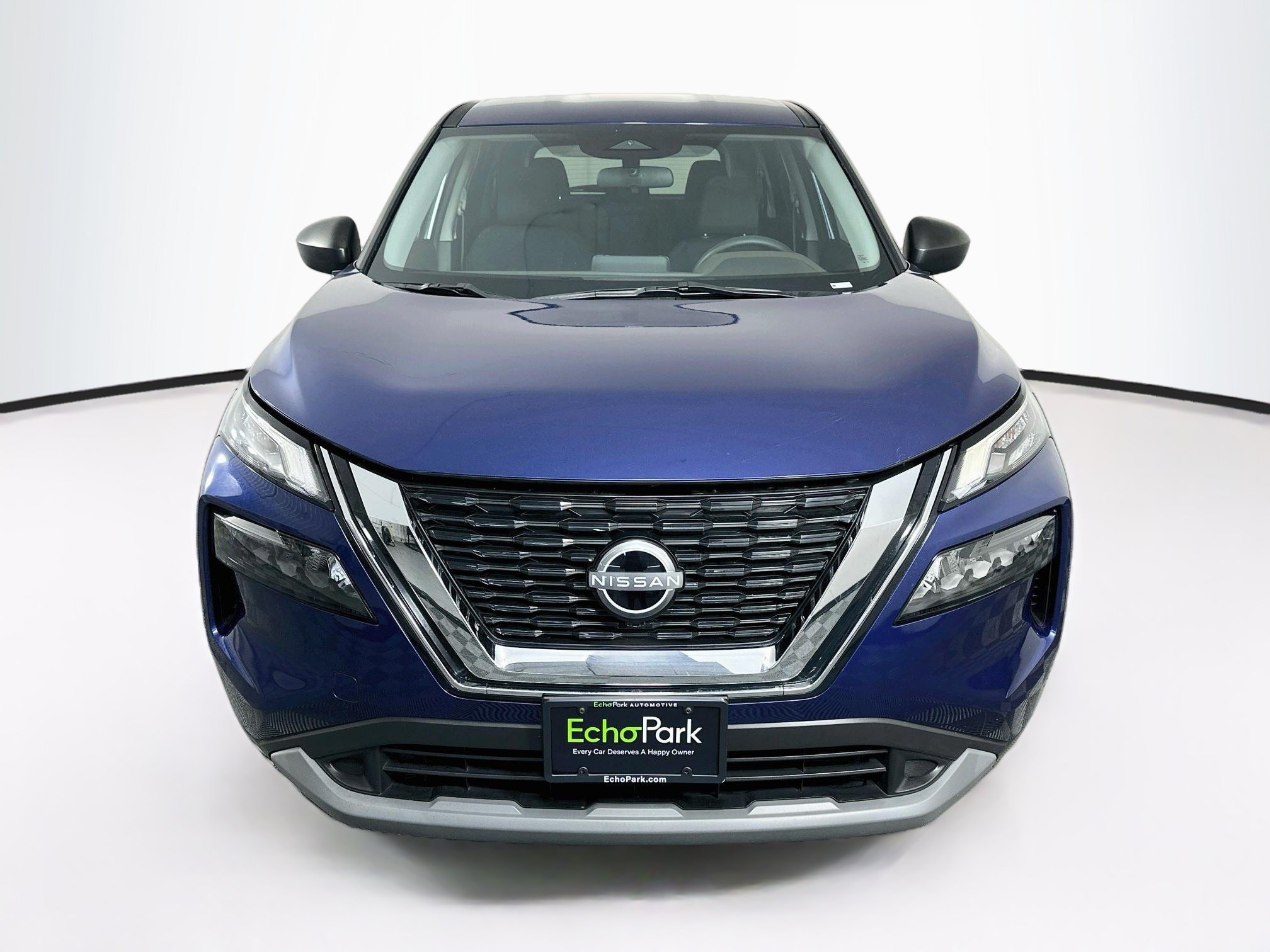 Used 2023 Nissan Rogue S FWD image 2