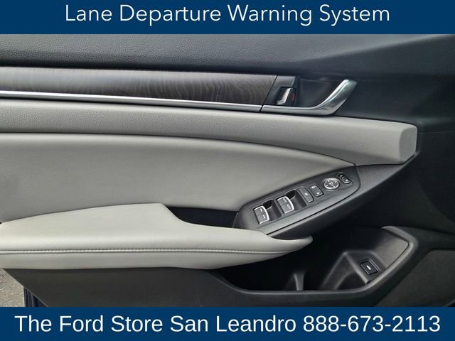 Used 2020 Honda Accord EX image 30