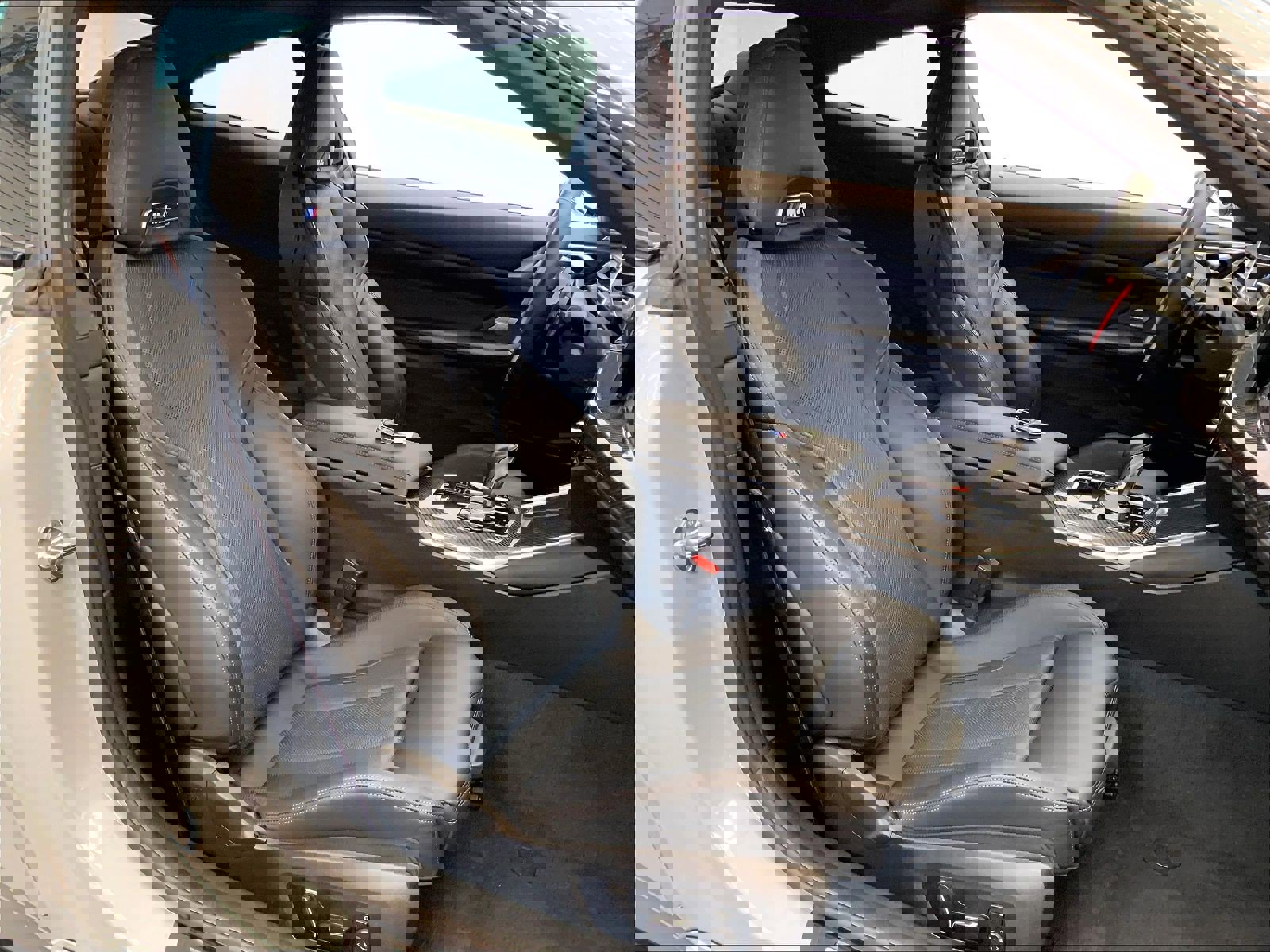 Used 2025 BMW M4 xDrive Competition w/ Executive Package image 19