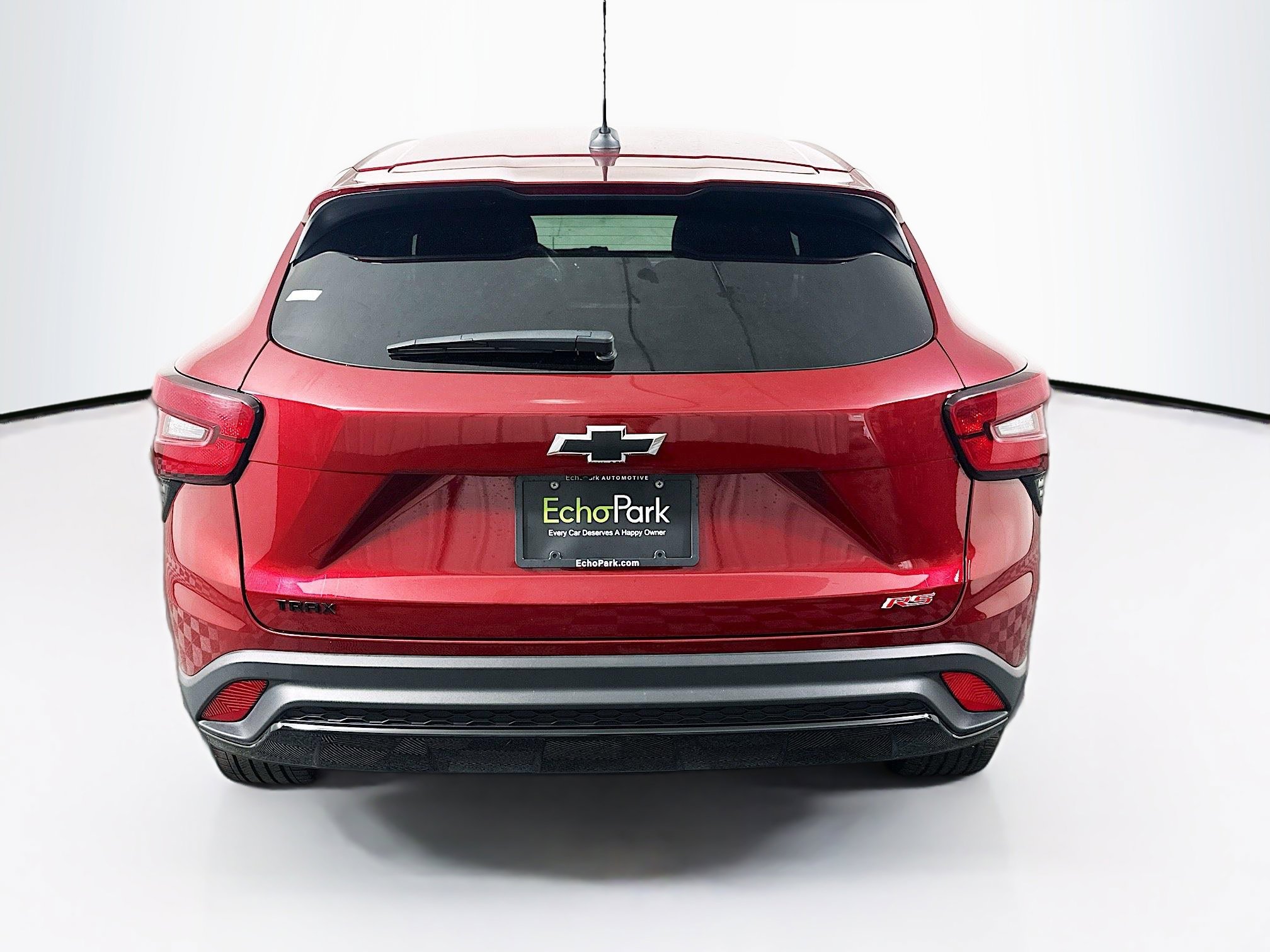 Used 2025 Chevrolet Trax RS FWD image 7