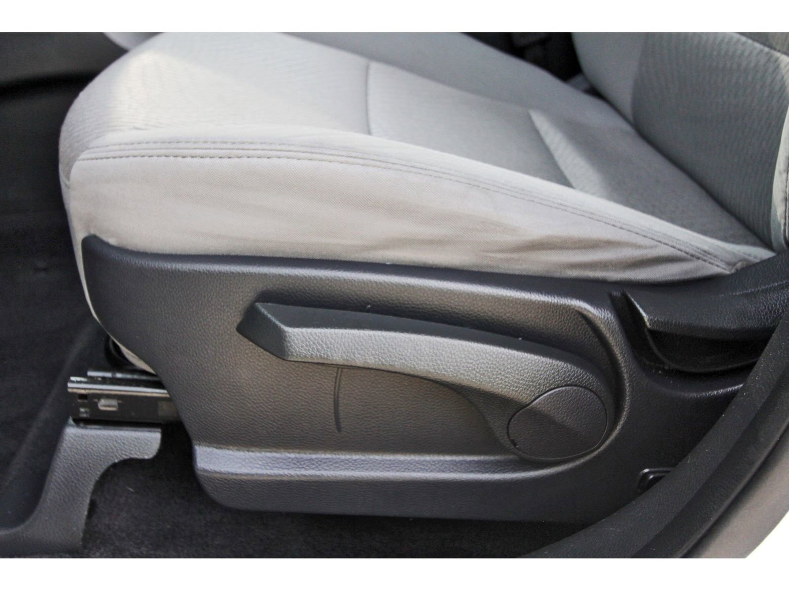 Used 2018 Hyundai Santa Fe Sport FWD image 27