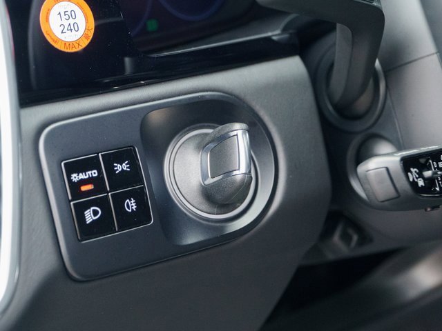 Certified 2020 Porsche Cayenne Turbo S image 28