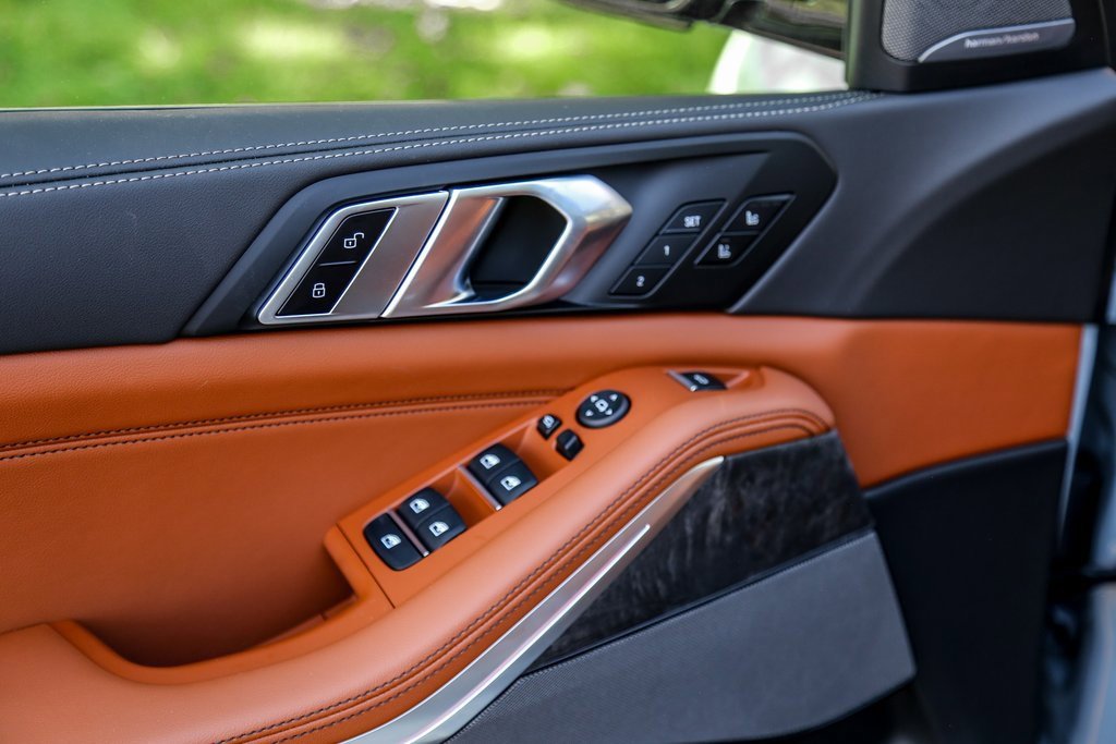 New 2026 BMW X5 xDrive40i w/ Executive Package image 17