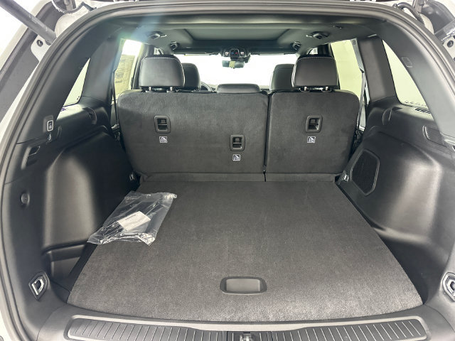 New 2027 Jeep Grand Cherokee Limited AWD/4WD image 25
