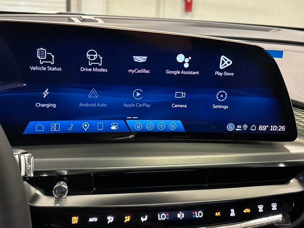 New 2026 Cadillac Lyriq Premium Luxury image 35