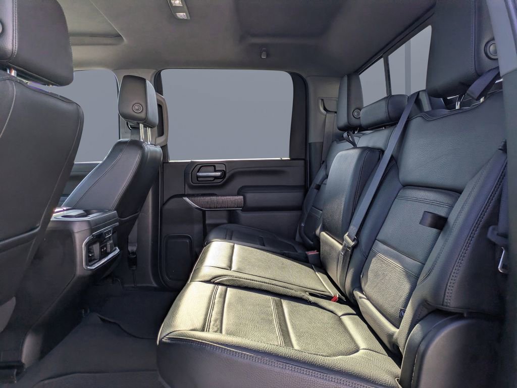 Used 2023 GMC Sierra 3500 Denali image 13