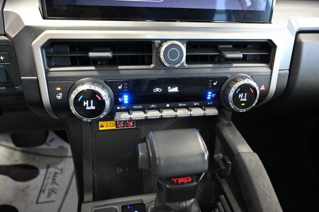 Used 2024 Toyota Tacoma TRD Off-Road w/ TRD Off Road Premium Package AWD/4WD image 18