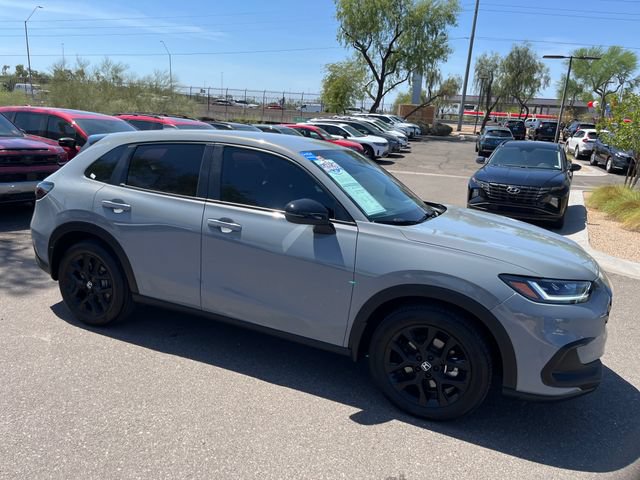 Certified 2025 Honda HR-V Sport image 18