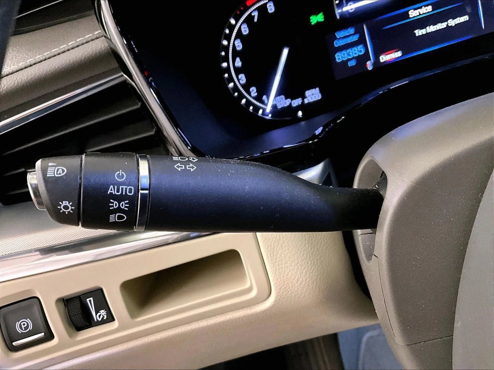 Used 2019 Cadillac XT5 Luxury FWD image 31