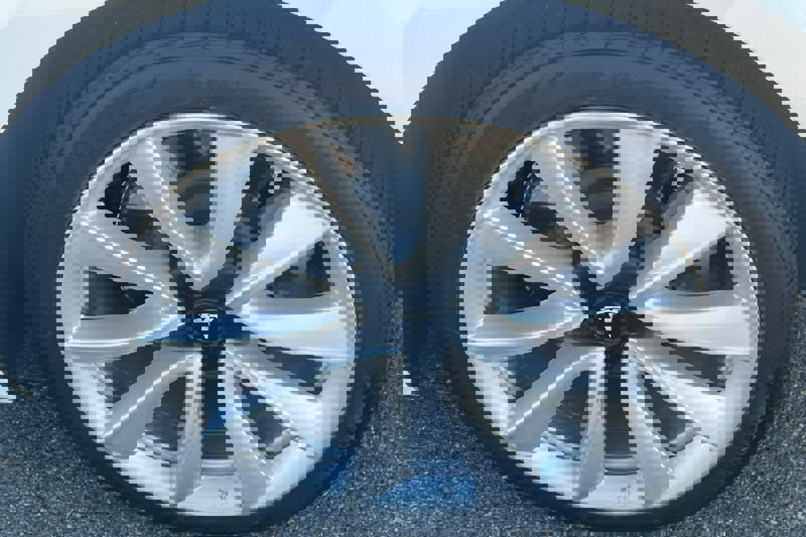 Used 2018 Tesla Model 3 Long Range image 22