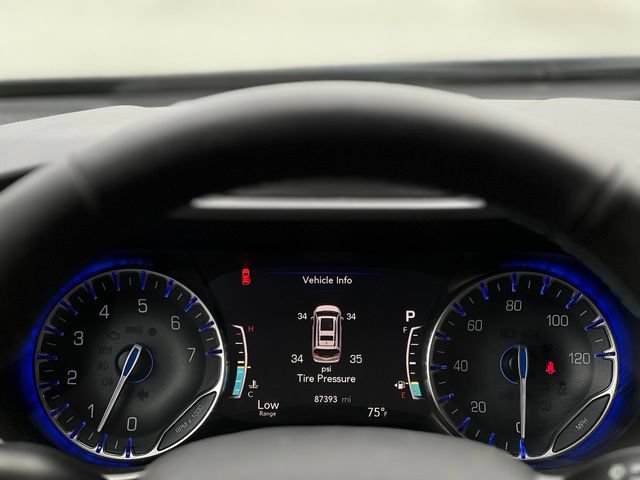 Used 2021 Chrysler Pacifica Touring-L FWD image 33