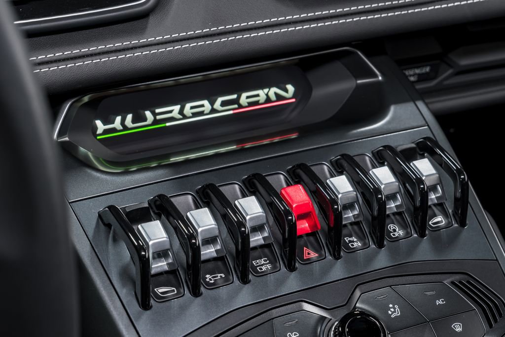 Used 2018 Lamborghini Huracan LP 580-2 image 25