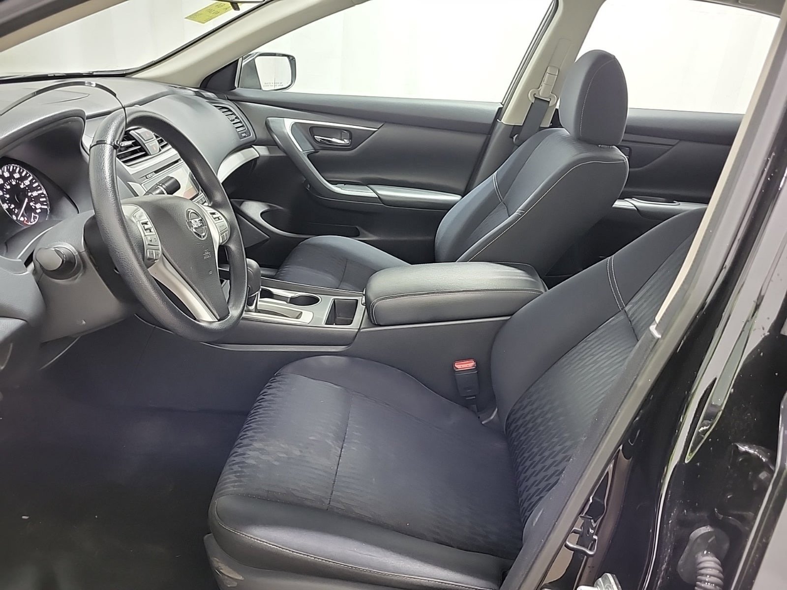 Used 2018 Nissan Altima 2.5 S w/ S Convenience Package image 6