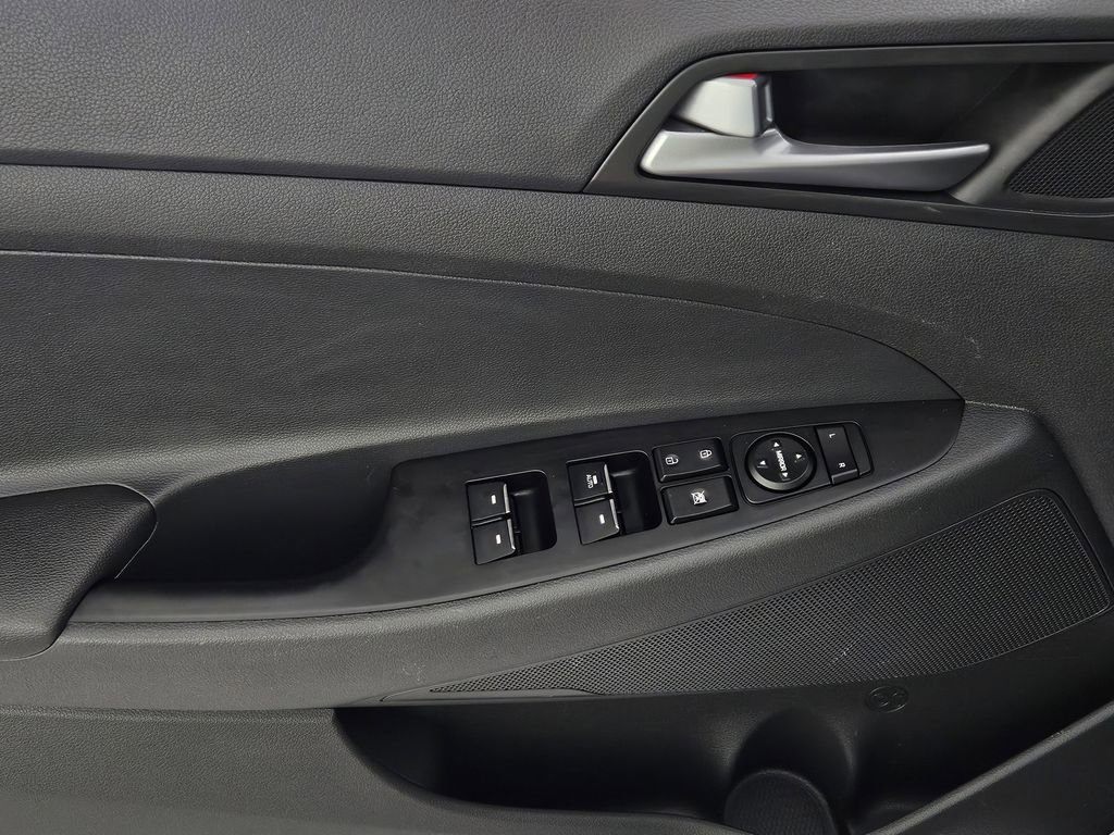 Used 2016 Hyundai Tucson Limited image 24