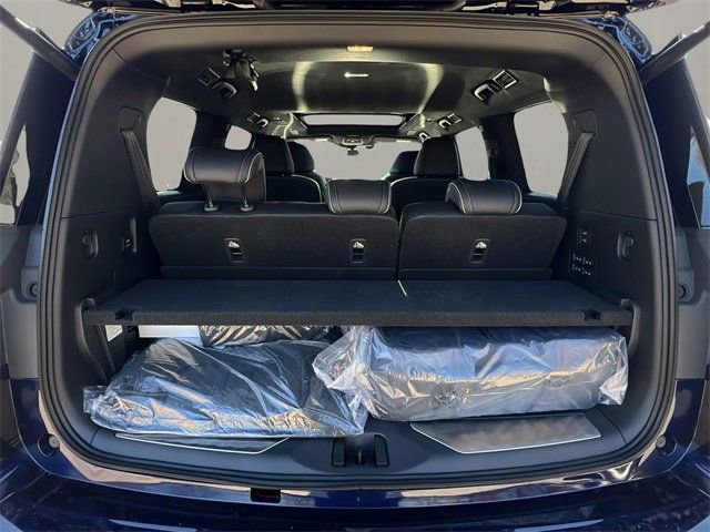 New 2026 INFINITI QX80 Autograph w/ Premium Cargo Package image 10