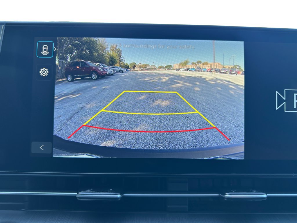 New 2027 Hyundai Kona SE FWD image 16
