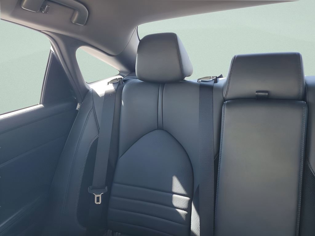 Used 2020 Toyota Avalon XSE image 12