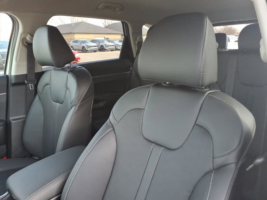 New 2026 Kia Sorento S image 13