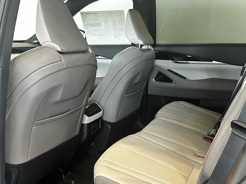 New 2027 INFINITI QX65 Sport AWD/4WD image 10