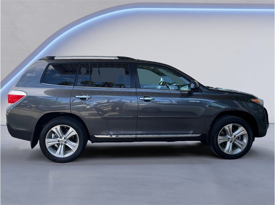 Used 2013 Toyota Highlander Limited FWD image 7