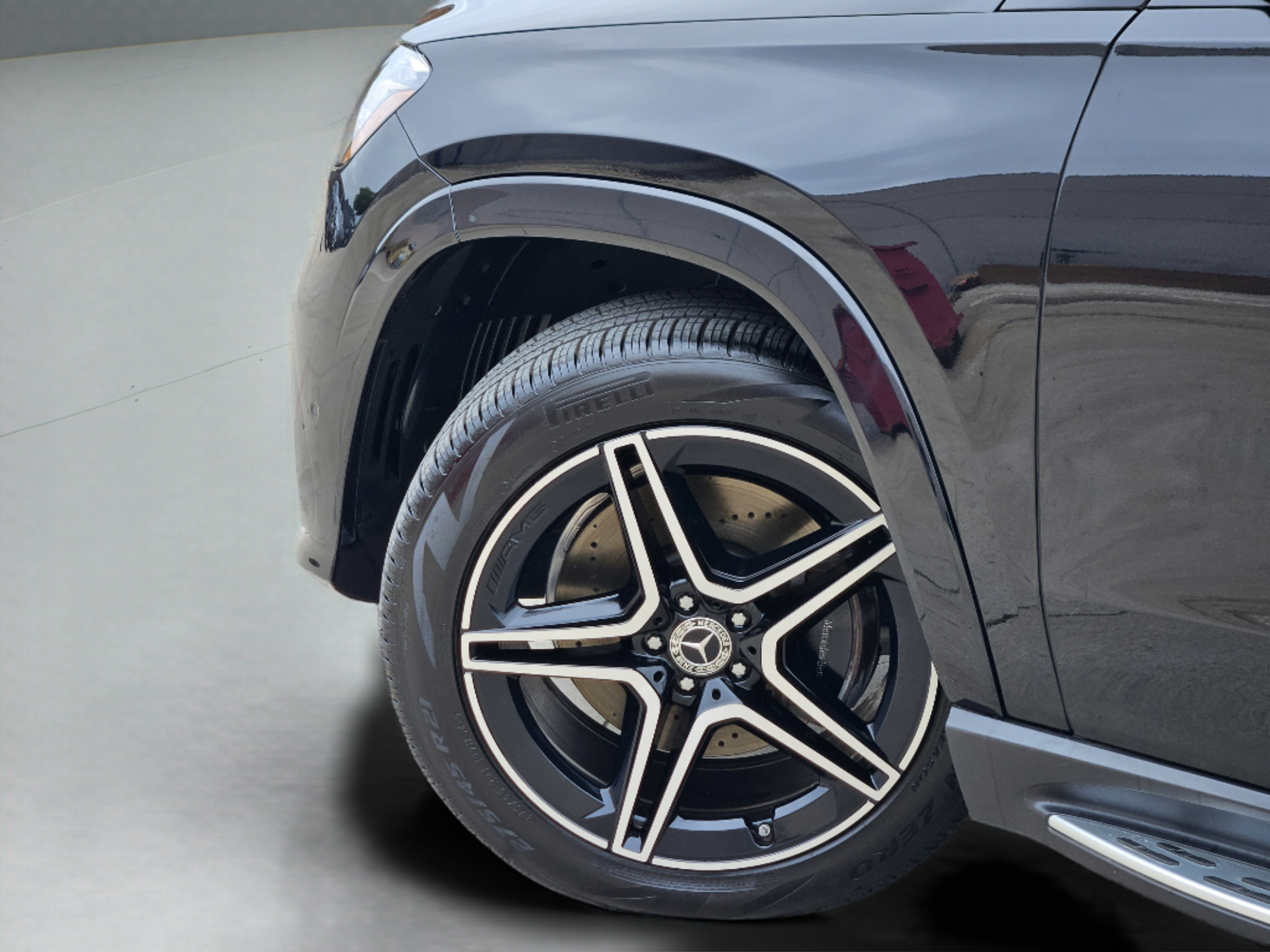 Certified 2026 Mercedes-Benz GLS 450 4MATIC image 27