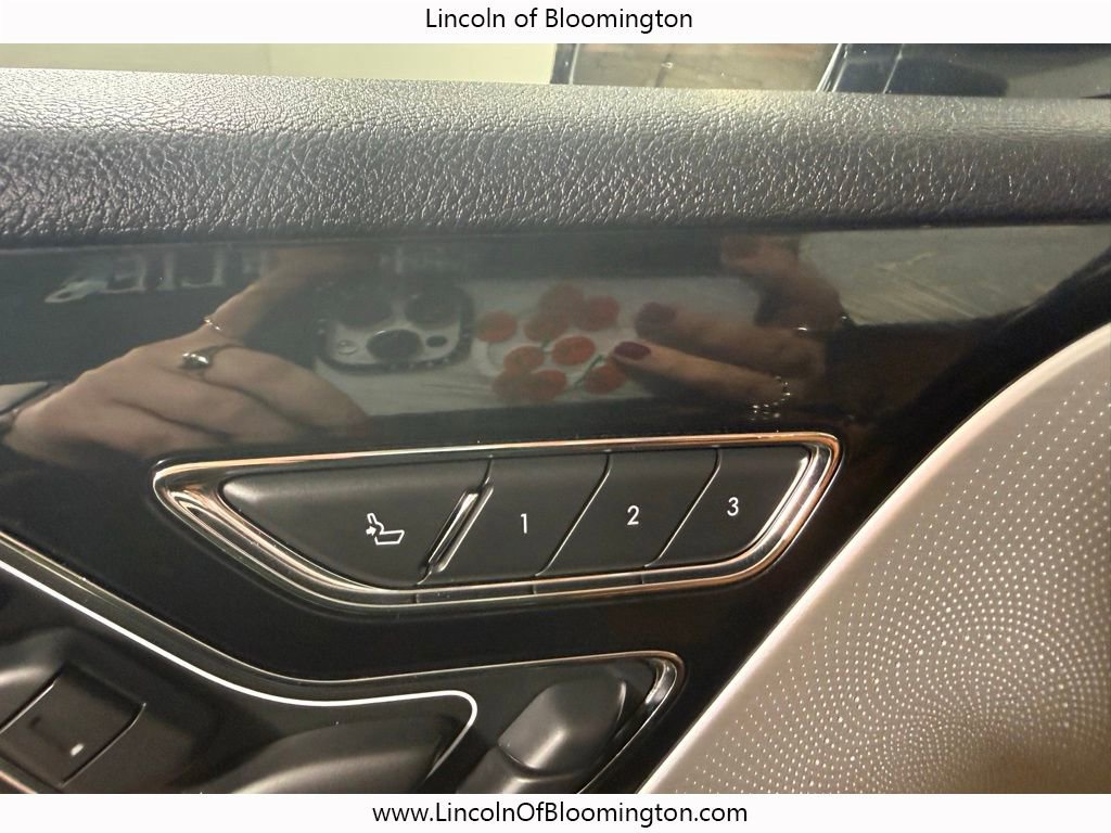 Used 2023 Lincoln Aviator Black Label w/ Dynamic Handling Package image 43