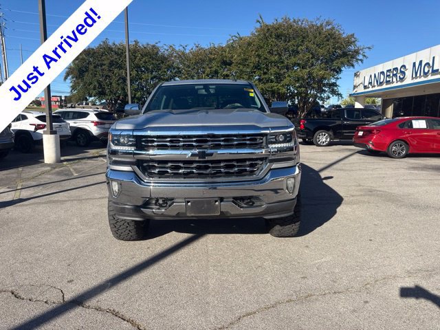 Used 2018 Chevrolet Silverado 1500 LTZ w/ Texas Edition AWD/4WD image 9
