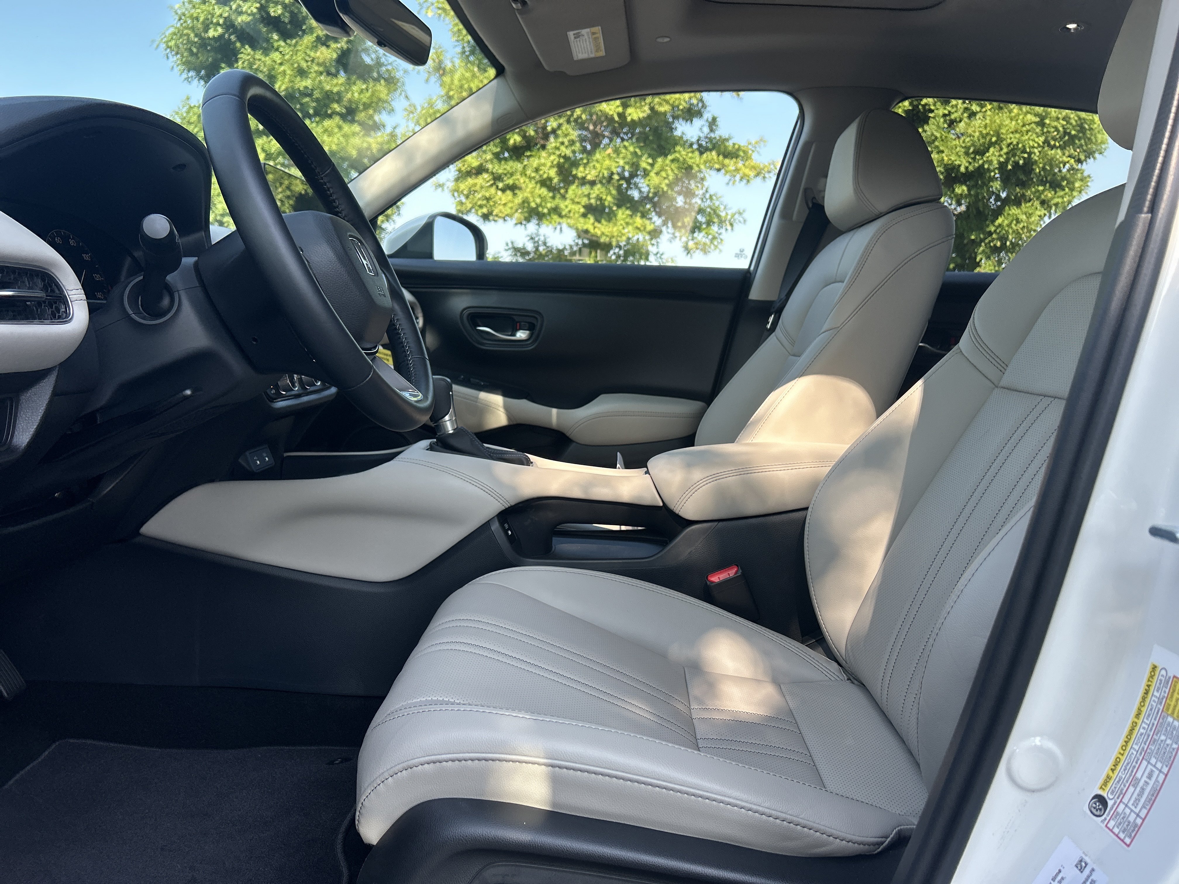 Certified 2027 Honda HR-V EX-L image 19