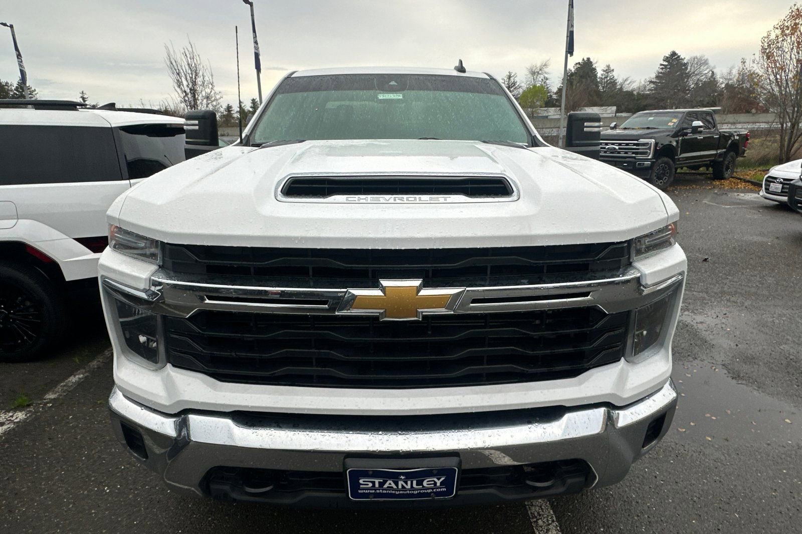 Used 2024 Chevrolet Silverado 2500 LT image 5