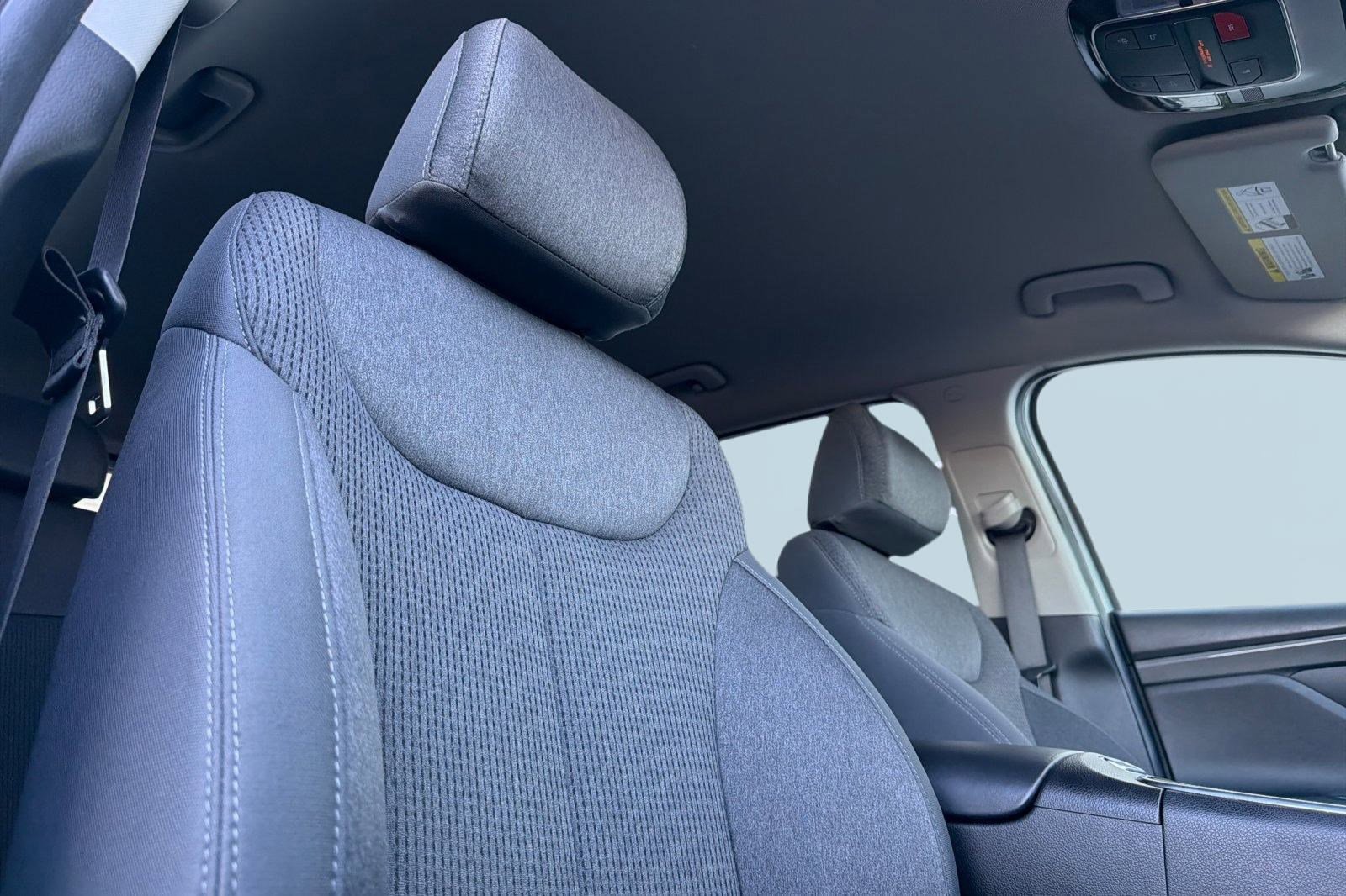 Used 2023 Hyundai Santa Fe SEL image 27