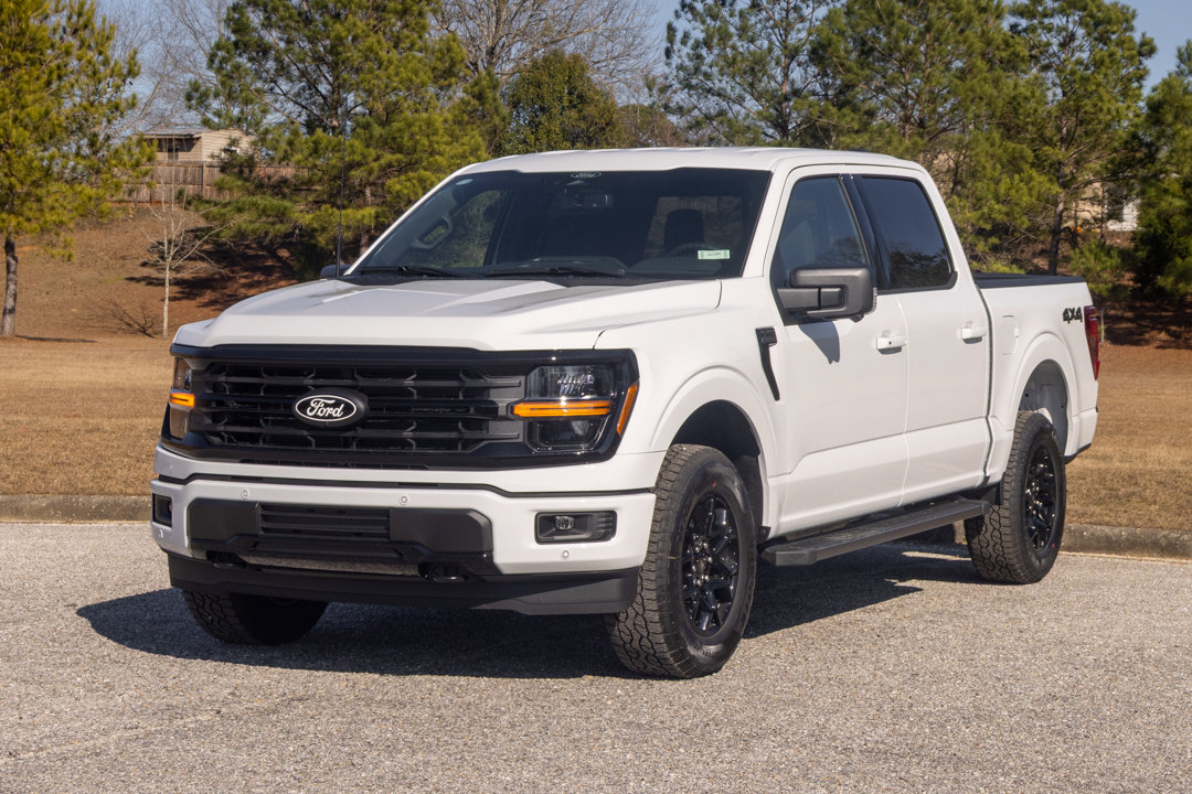 New 2026 Ford F150 XLT w/ Equipment Group 302A MID AWD/4WD image 3