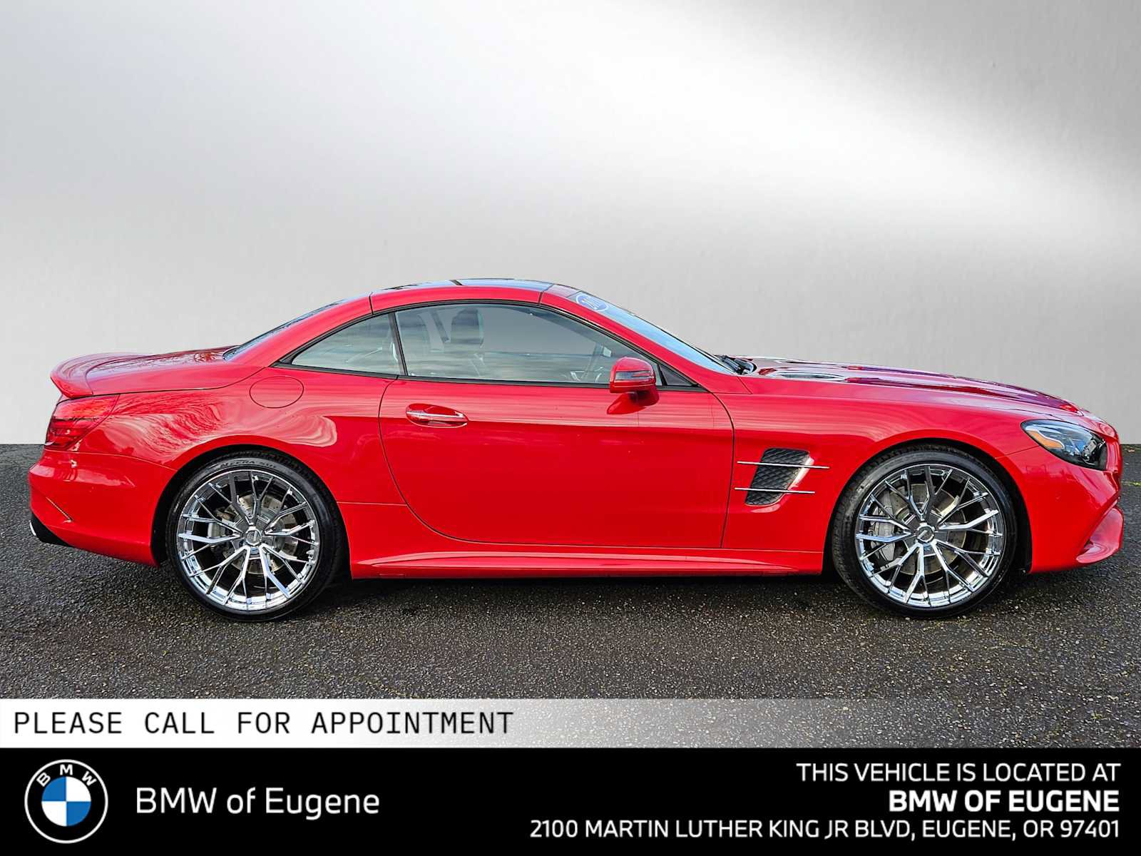 Used 2017 Mercedes-Benz SL 550 image 2