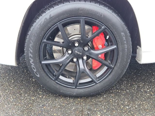 Used 2016 Jeep Grand Cherokee SRT AWD/4WD image 19