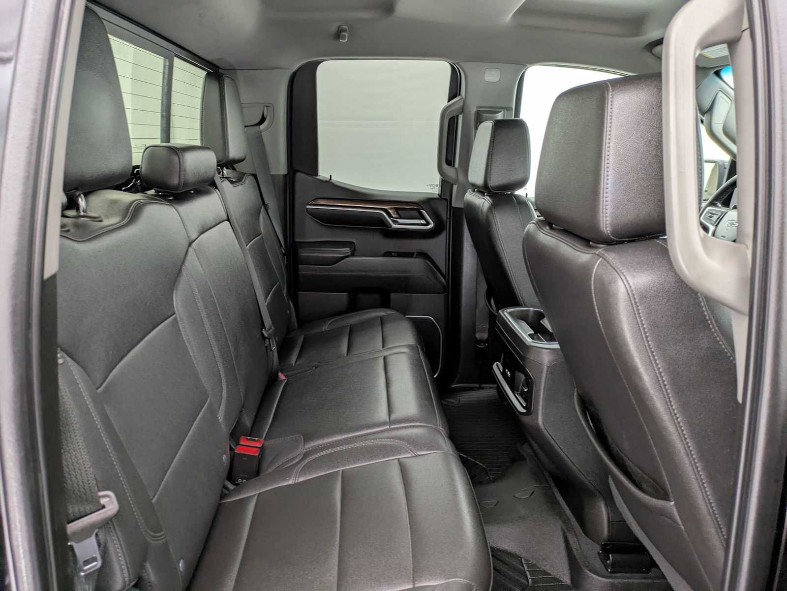 Used 2022 Chevrolet Silverado 1500 RST w/ Convenience Package II AWD/4WD image 23