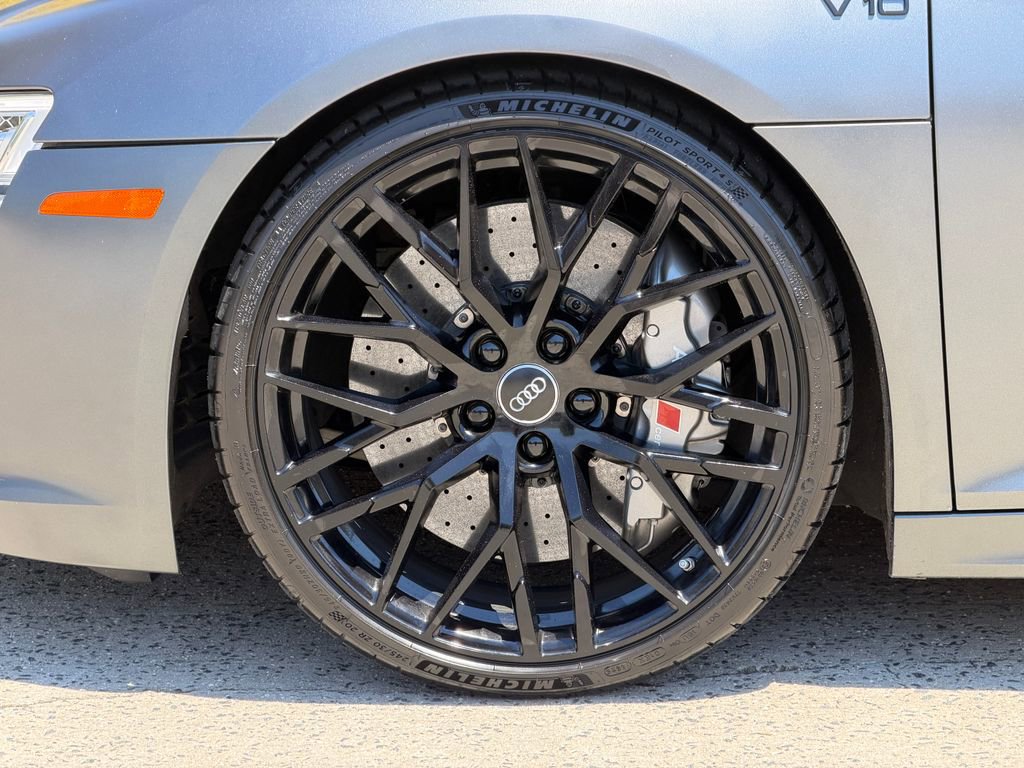 Used 2017 Audi R8 V10 plus AWD/4WD image 11