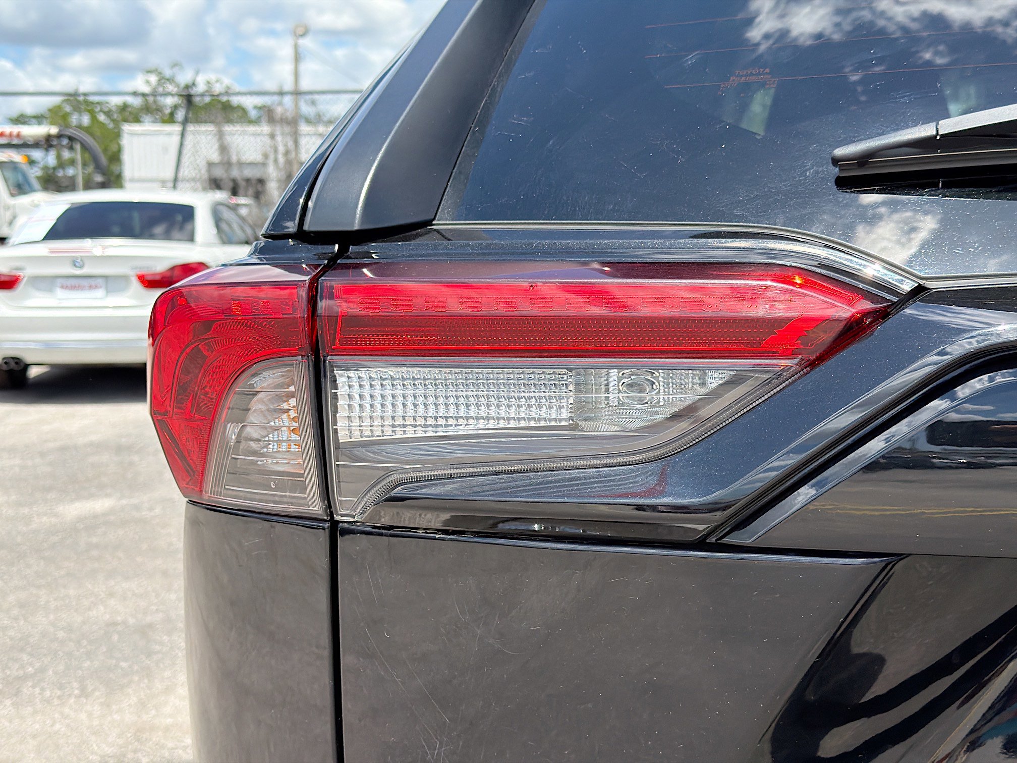 Used 2024 Toyota RAV4 XLE FWD image 10