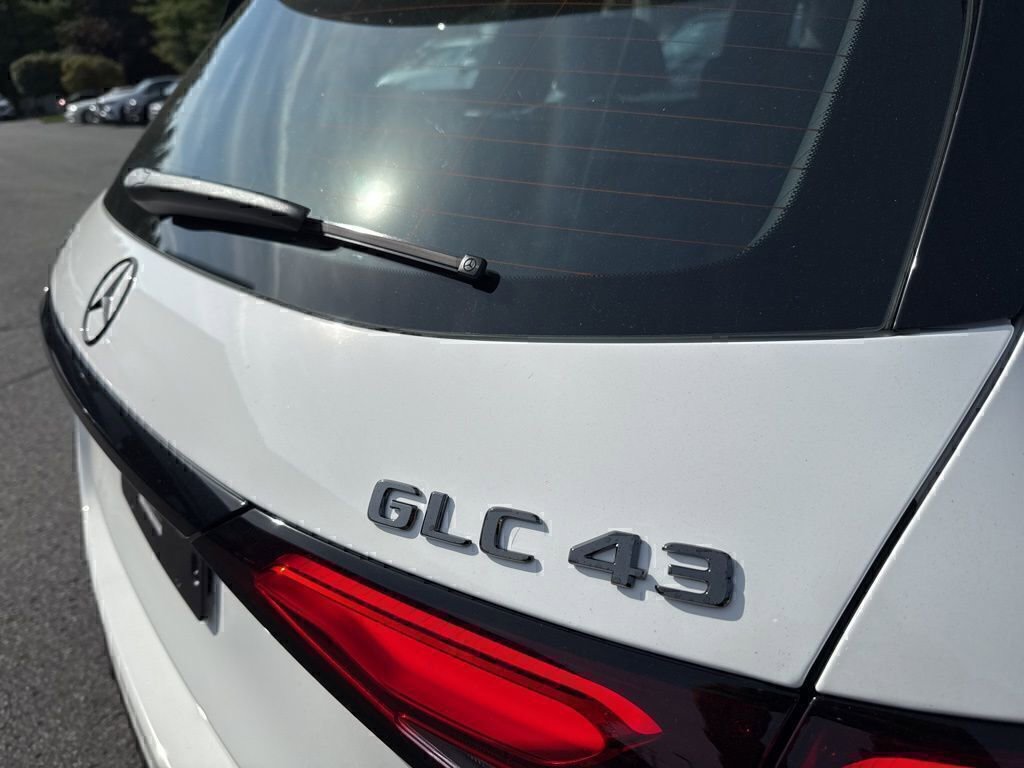 New 2026 Mercedes-Benz GLC 43 AMG 4MATIC image 12