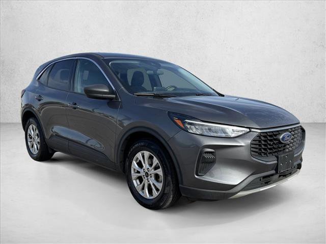 Used 2023 Ford Escape Active image 2