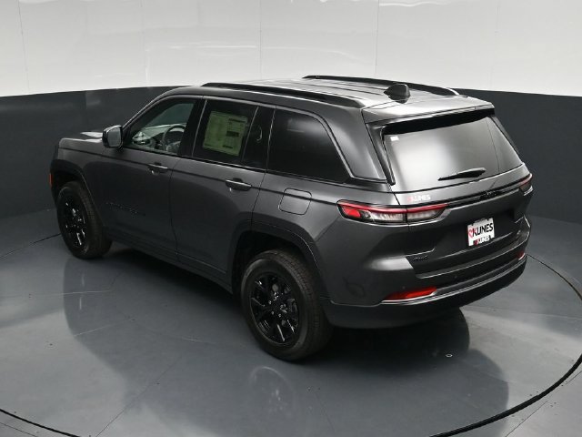 New 2026 Jeep Grand Cherokee Altitude AWD/4WD image 53