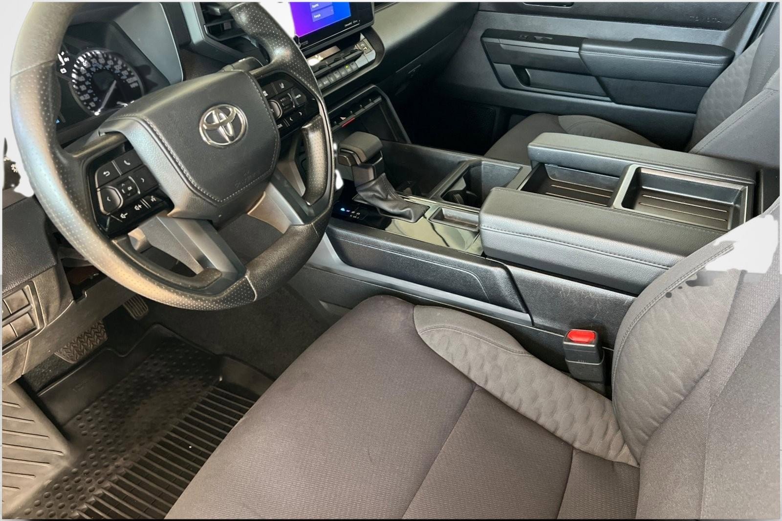 Used 2022 Toyota Tundra SR image 10